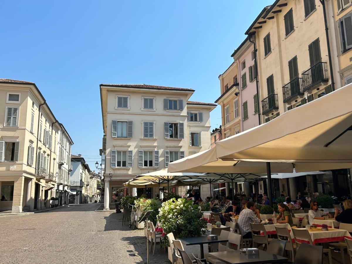 D-Place Apartment Piazza Duomo 크레마 외부 사진